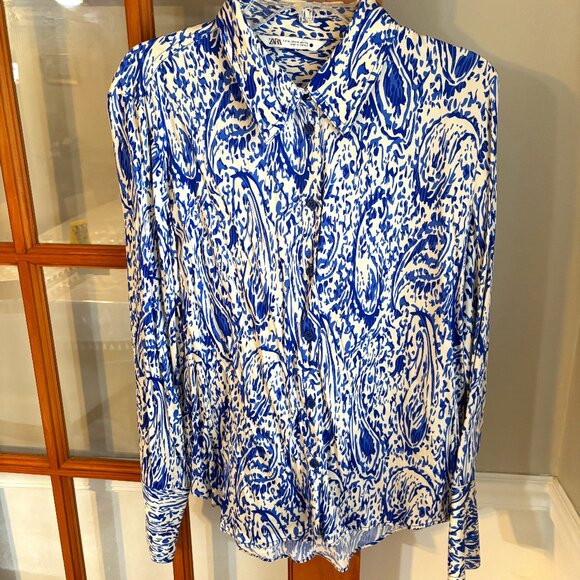 Zara Tops - Zara Womens Satin Effect Blue/White Paisley Printed collared Blouse SZ: XL